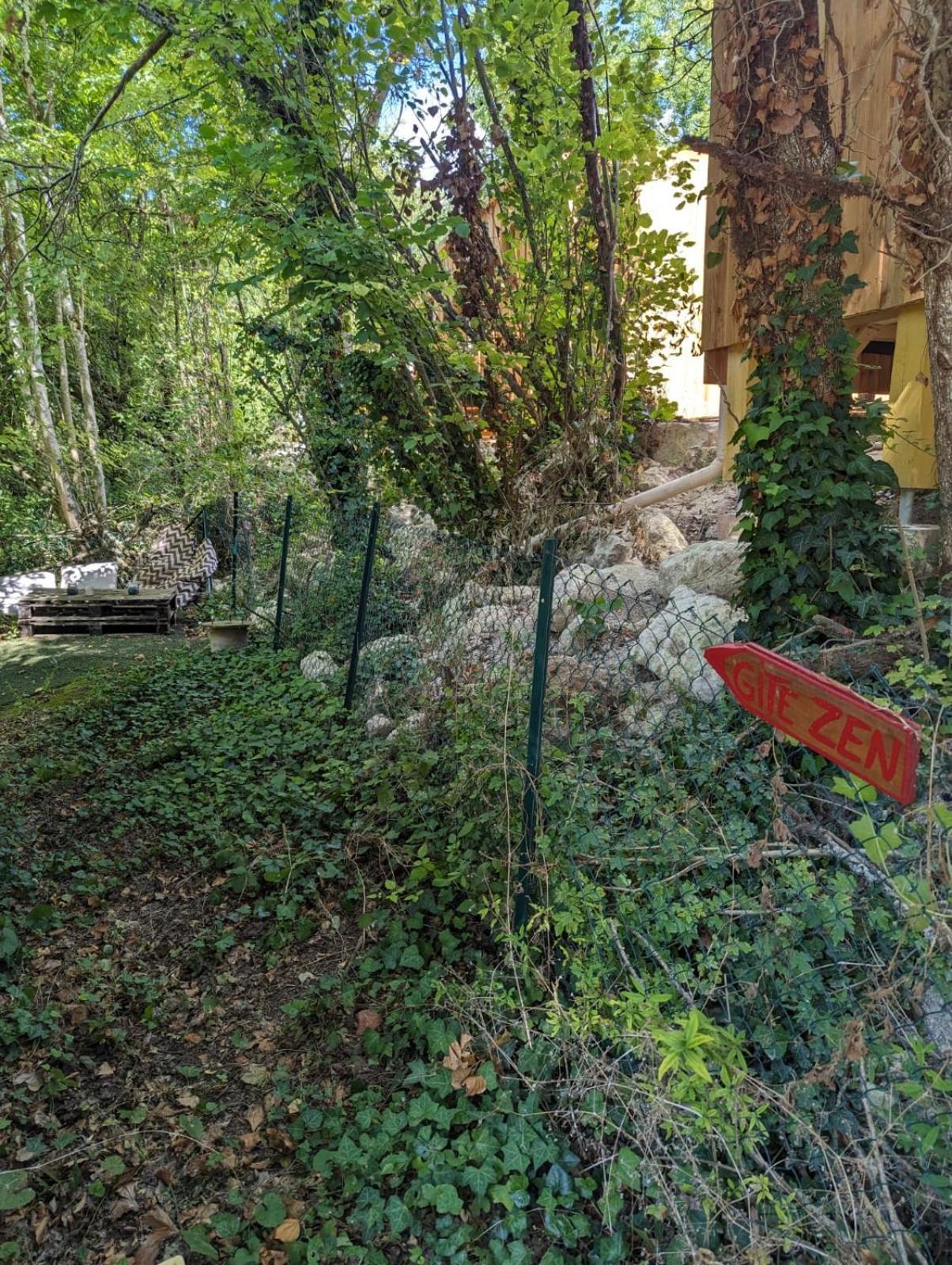 Gite Zen Dans Les Bois Blesignac Luaran gambar